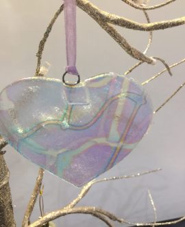 Glass heart hanger